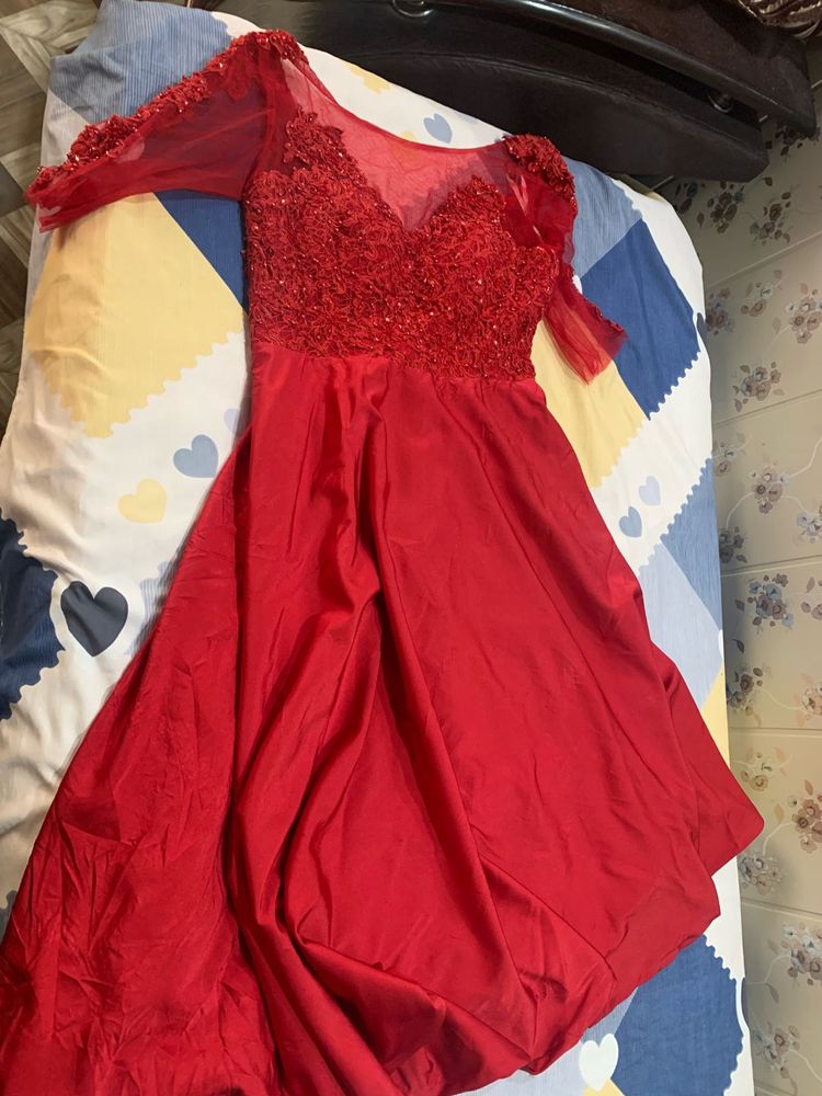 beautiful red beaded gown🎀❤️