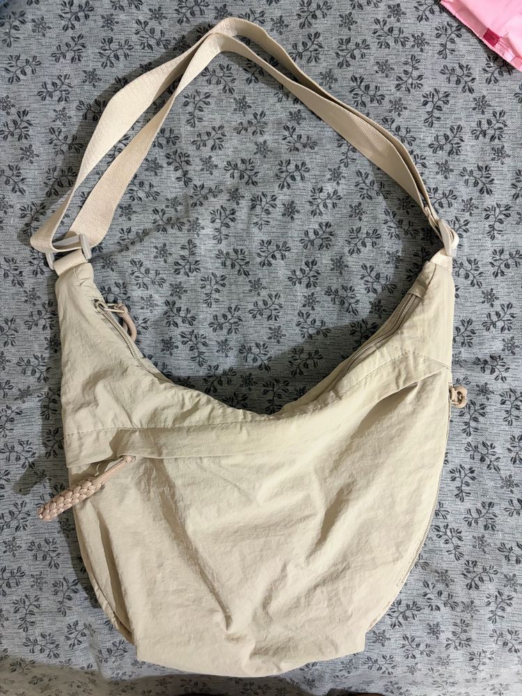 Crossbody bag