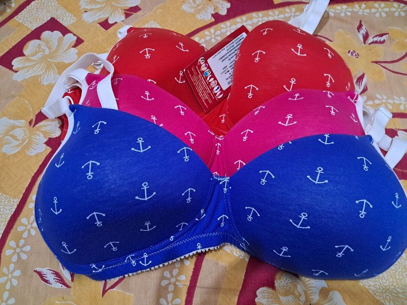Brand NEW Soft Padded Bra For Women.