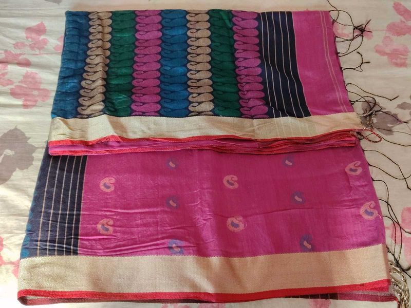 Vibrant  Handloom Saree