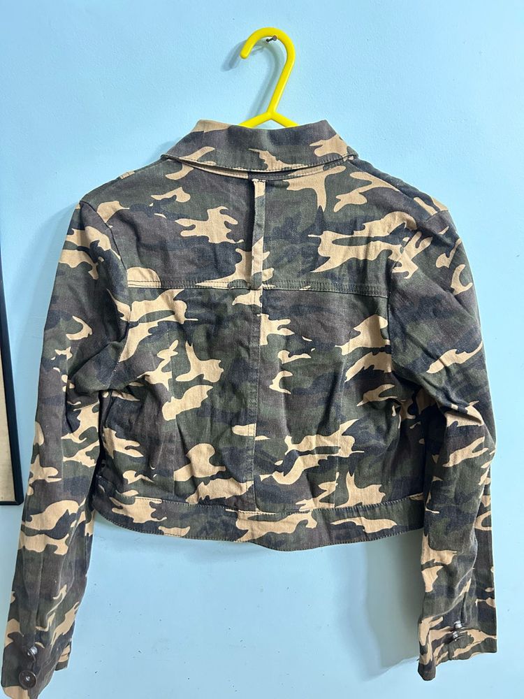 Camouflage Cropped Denim Jacket