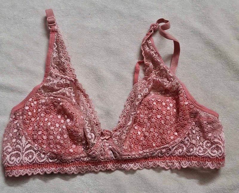 Lace Trimmed peach Bra