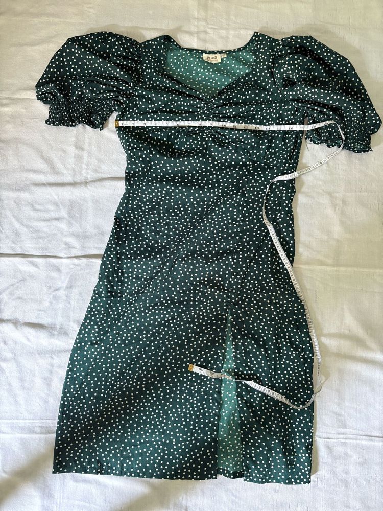 Chic Green Polka Dot Dress