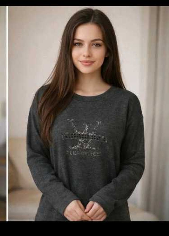 Grey Sweatshirt