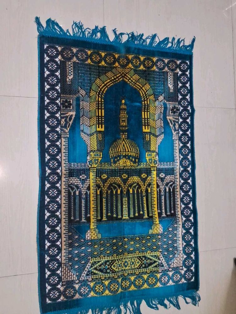 Beautiful Islamic Prayer Rug