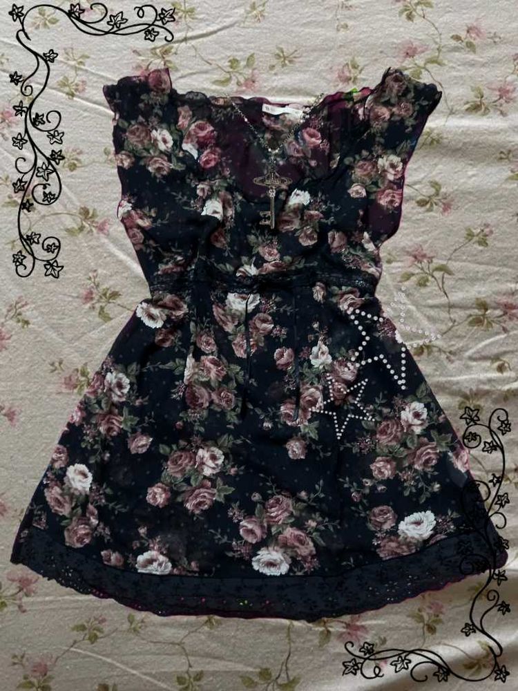 vintage floral sheer slip in top 🐾