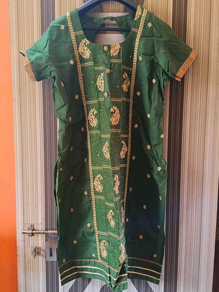 Green Embroidered Kurta set