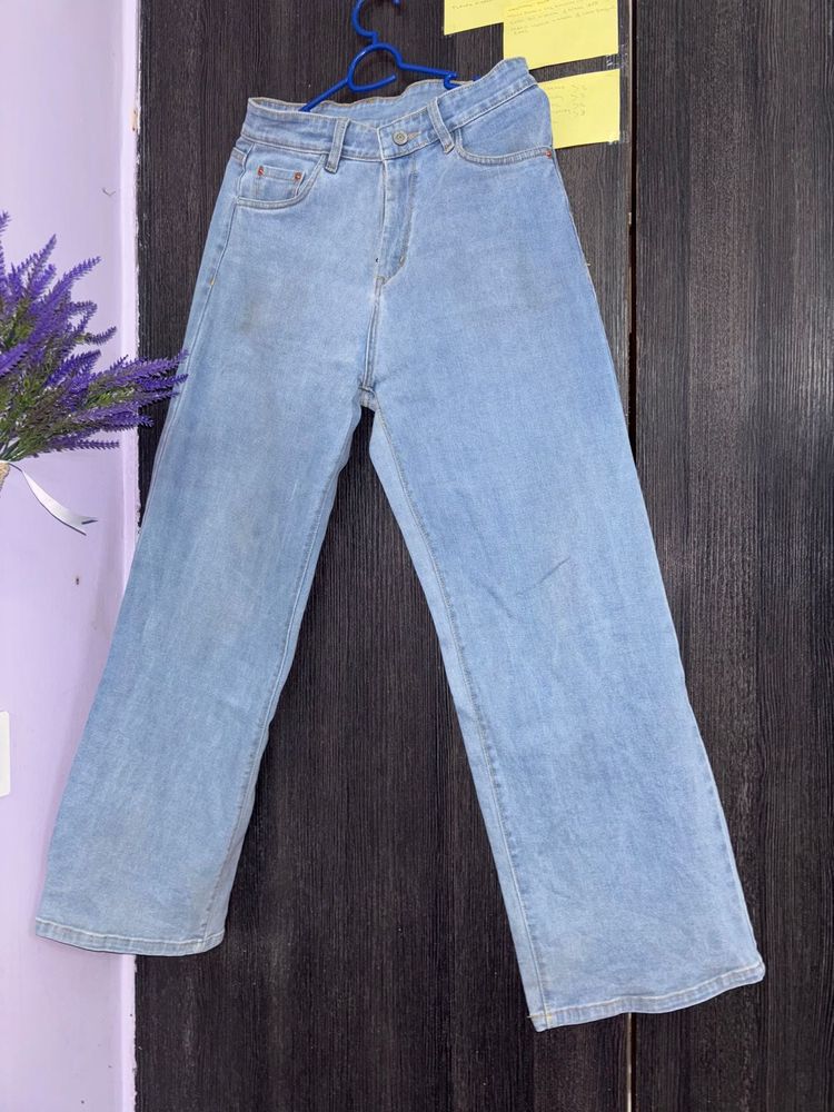 Blue Levi’s Jeans