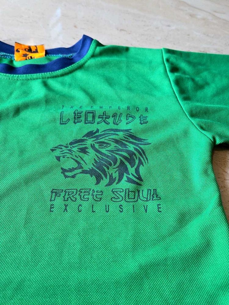 Green Long Sleeve T-Shirt with Lion Logo
