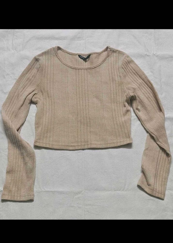 Ribbed Long Sleeve Crop Top