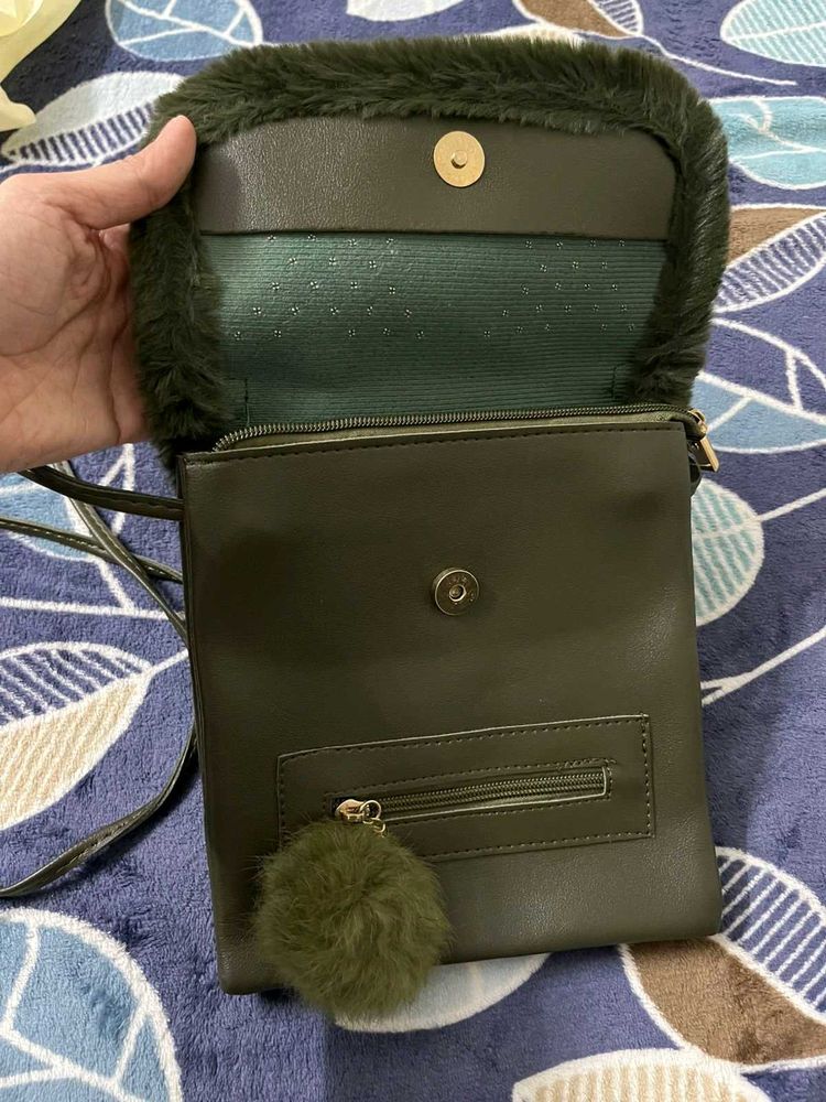 Green Sling Bag
