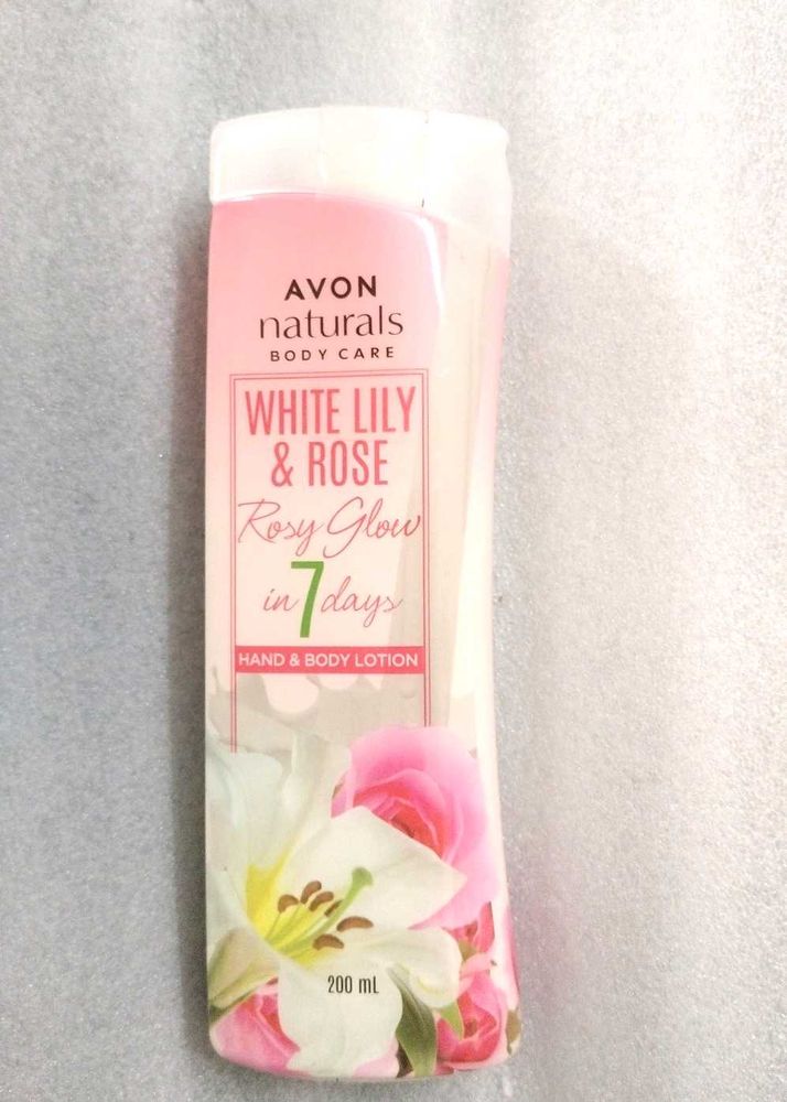 Avon Naturals White Lily &amp; Rose Lotion