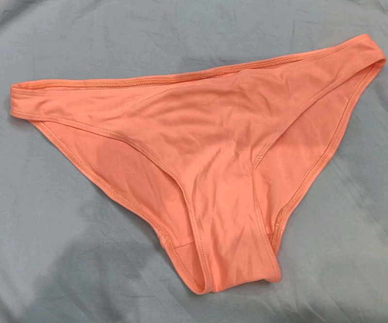 ⚛️ 40 size hunkemoller look