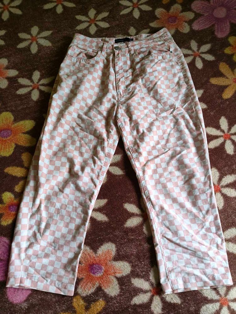 Checkerboard Print Cropped Pants