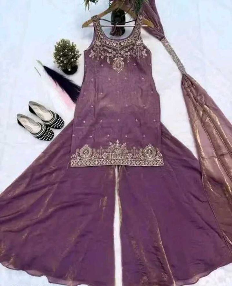 NEW DESIGNER PARTY WEAR LOOK SUIT..