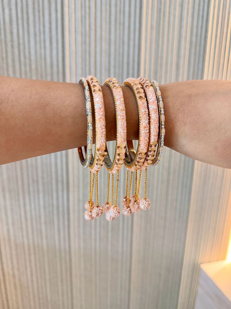 Sparkling Peach Bangles 8 pcs