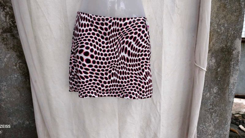 12138. Women's Abstract Print Mini Skirt