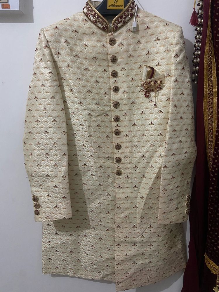 Elegant Men's Sherwani