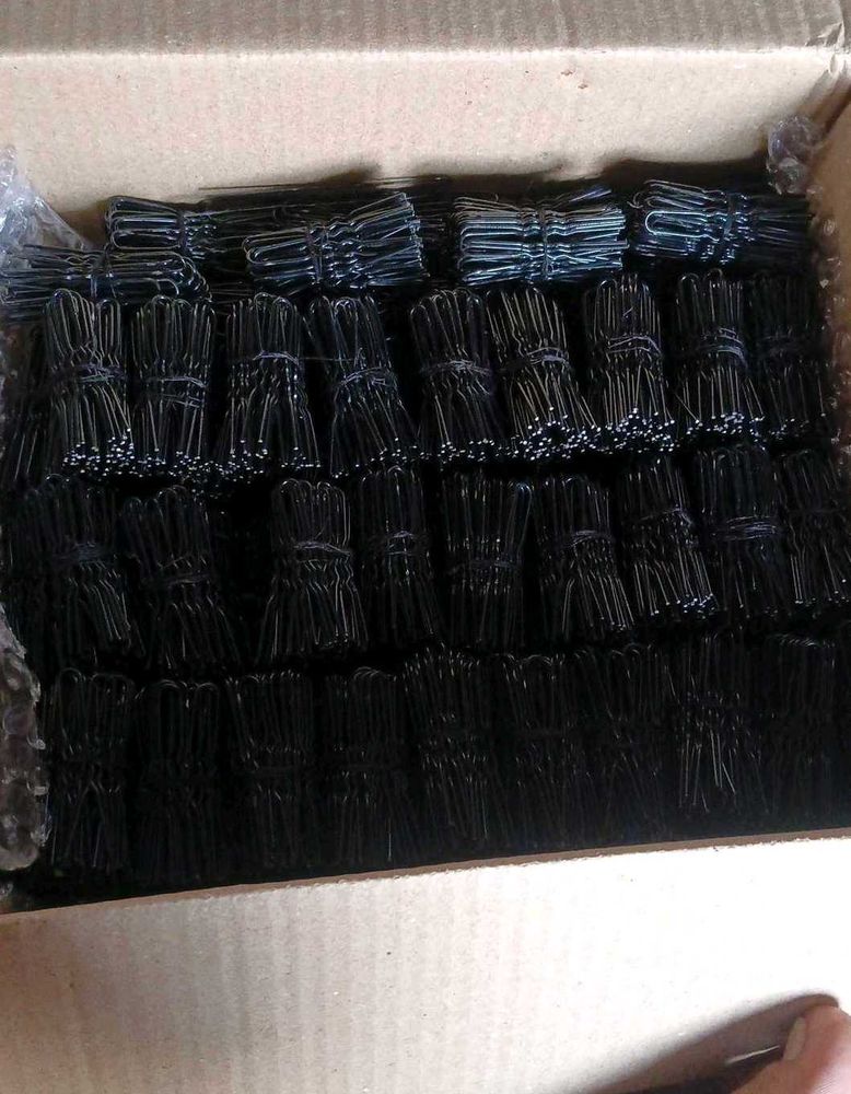 Bobby hair pins for bun