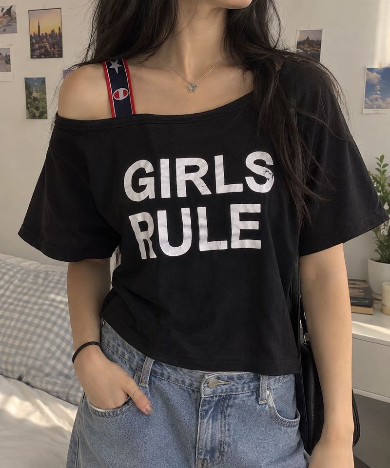 Graphic "Girls Rule" T-Shirt