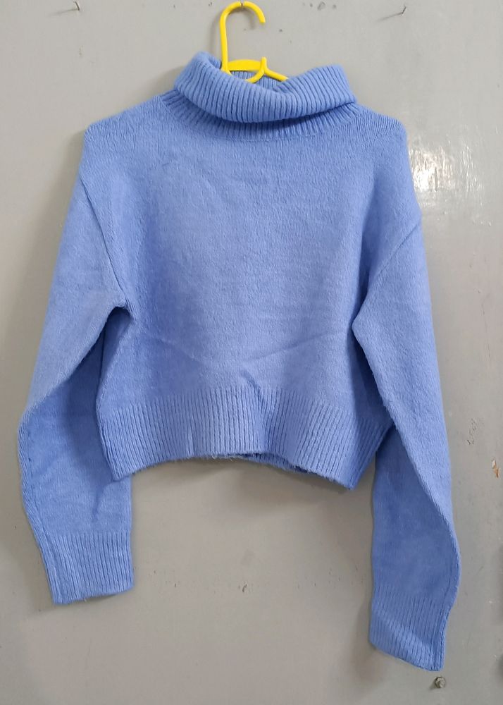 Oversized High Neck Crop
