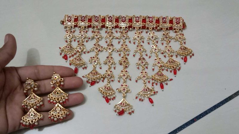 Exquisite Gold-Plated Kundan Necklace &amp; Earring Se