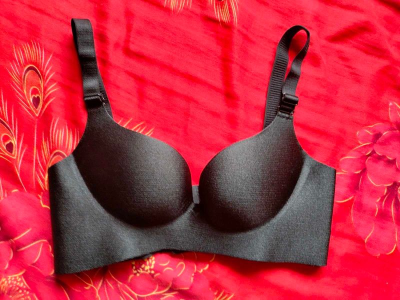 Comfortable Black Everyday Bra