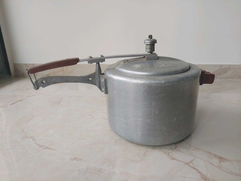 5Liter -Pressure Cooker