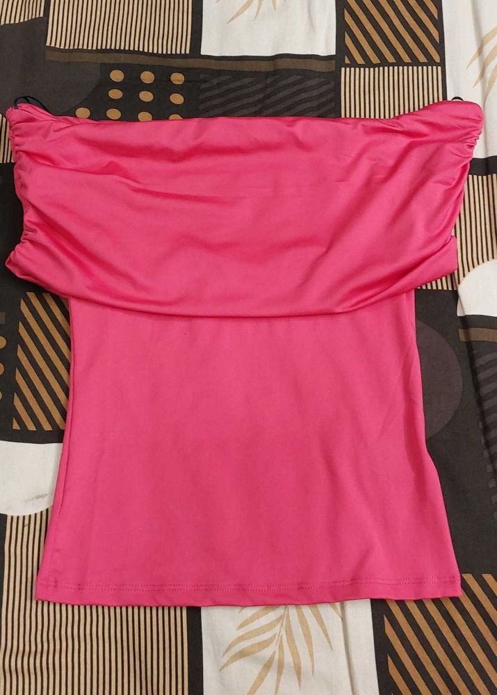 H&amp;M Red Off-Shoulder Top