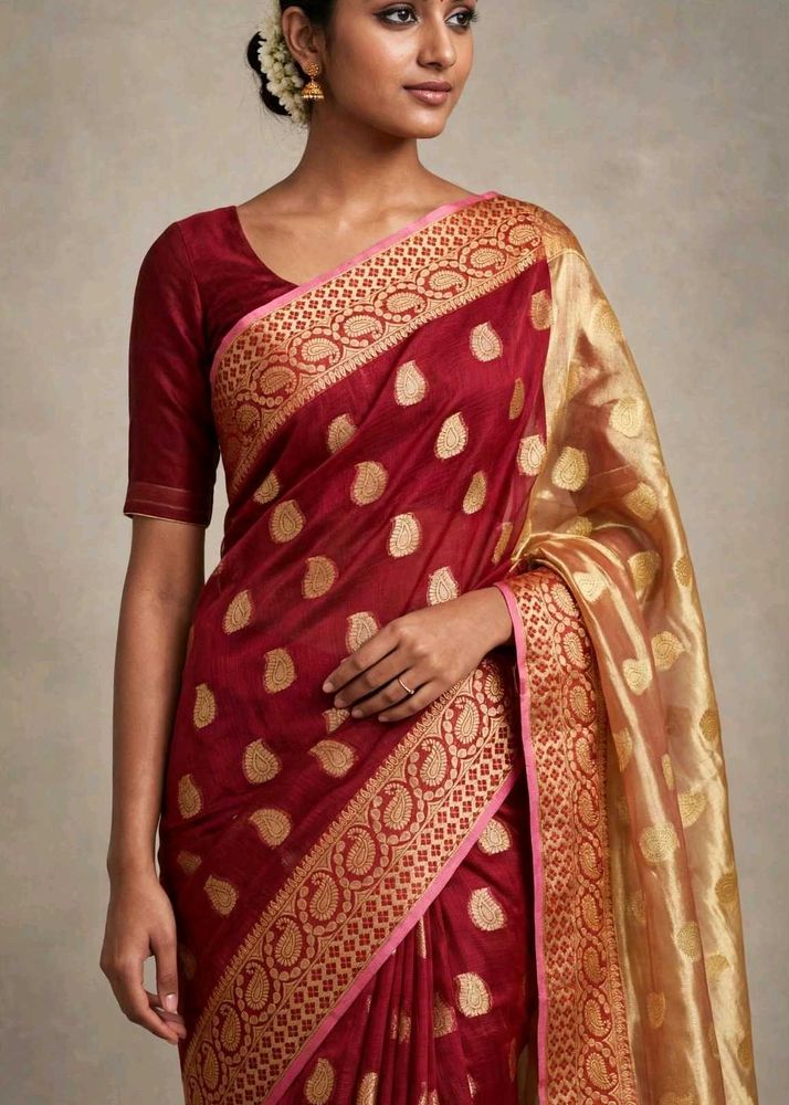 Elegant Maroon &amp; golden jari Saree