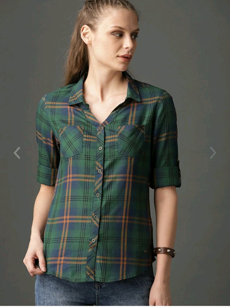 Roadster Green Plaid Button-Up Shirt