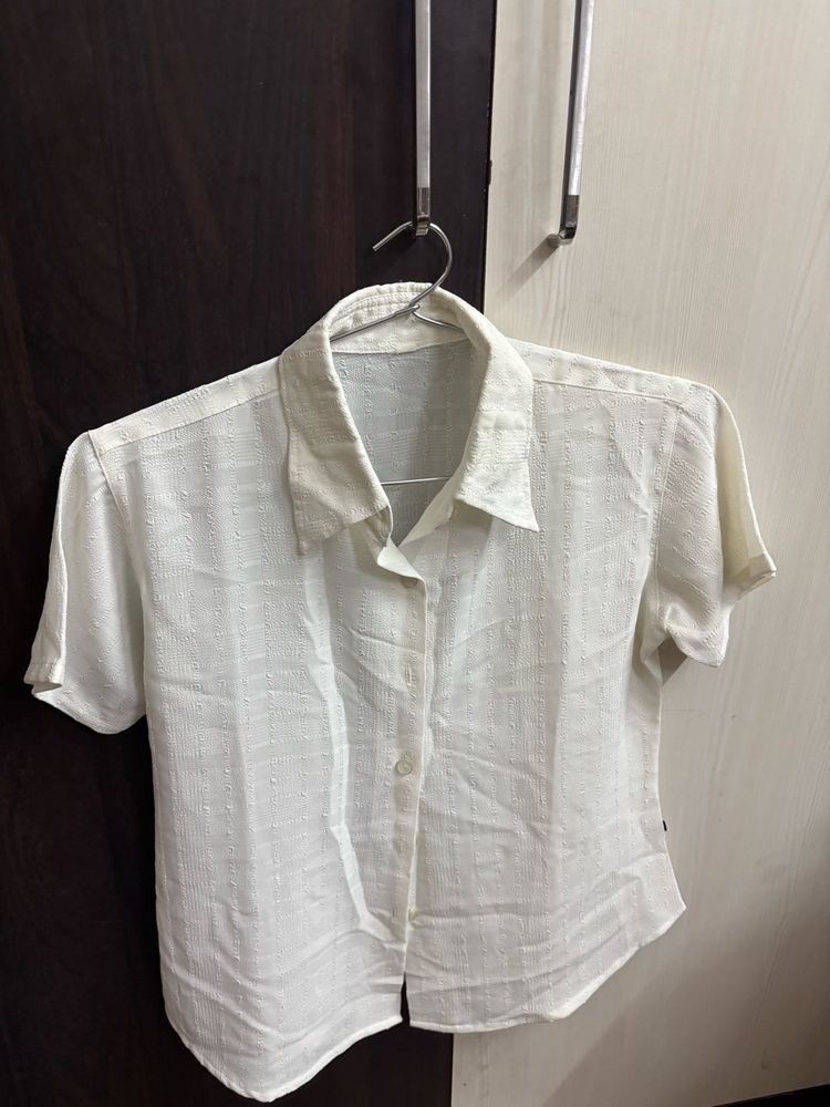 Classic White Short Sleeve Collared Shirt