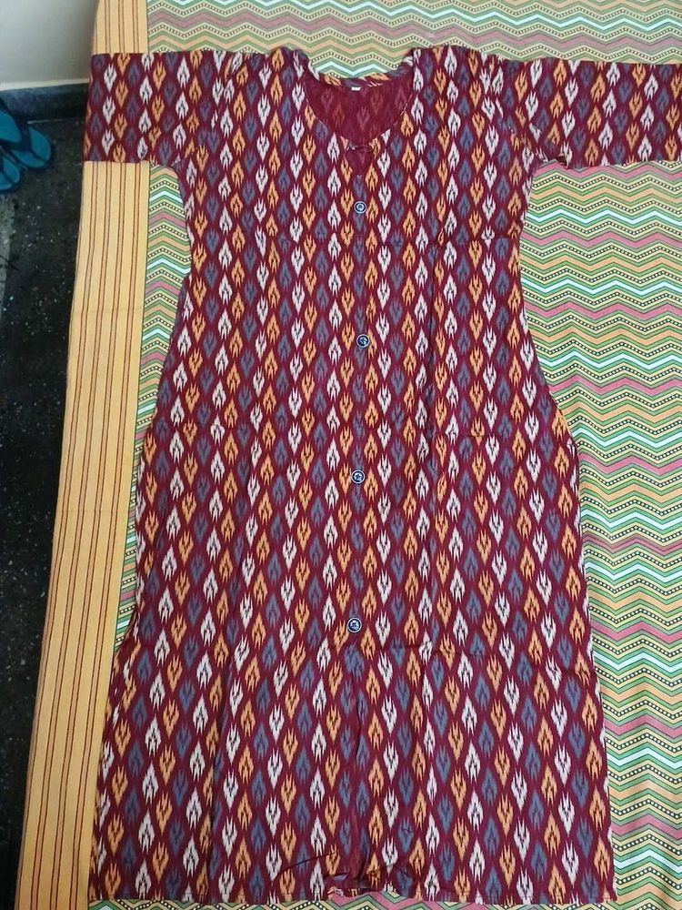 Maroon Ethnic Kurta with Diamond Ikkat Print