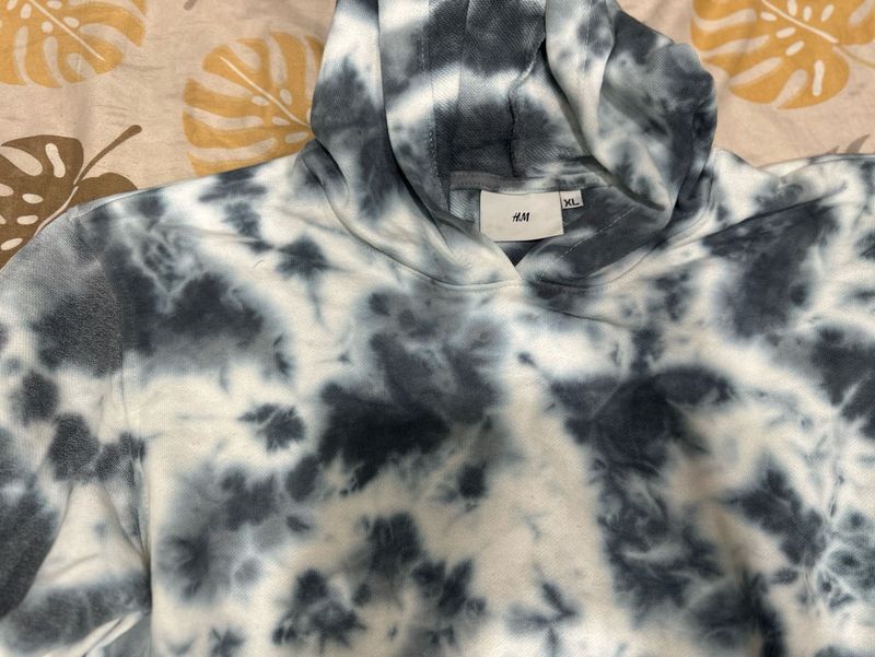 Tie-Dye Hoodie