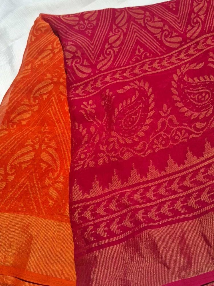 Vibrant Paisley Print Saree