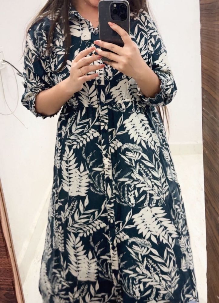 Stylish Leaf Print Button-Down Maxi Dress
