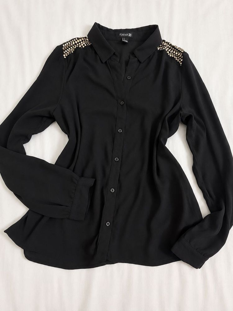 Chic Black Embellished Shoulder Blouse