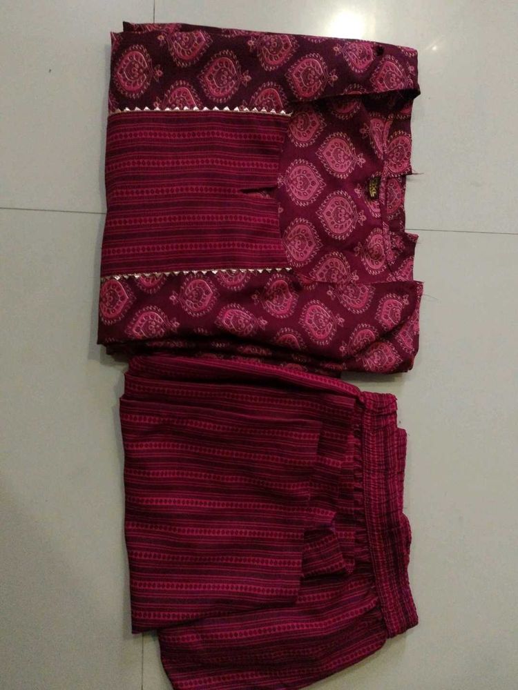 A. Kurta And Pant Set. Size Xxxl