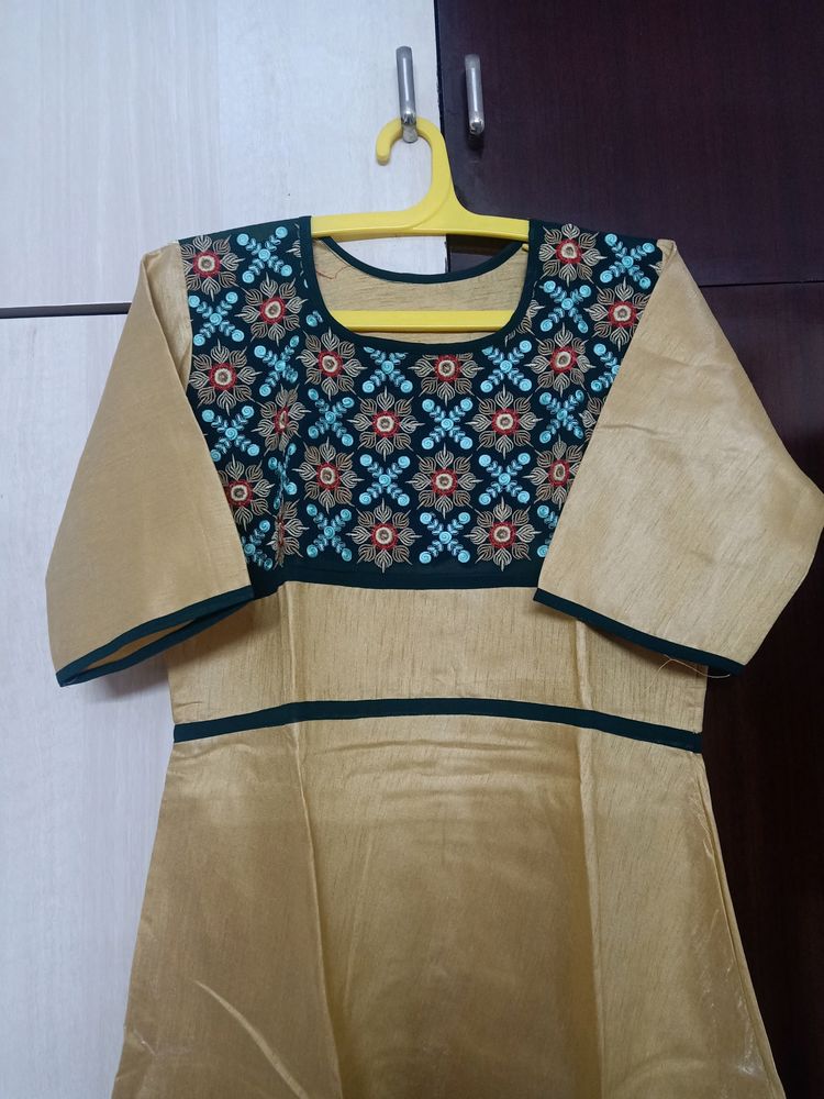 Embroidered Kurti