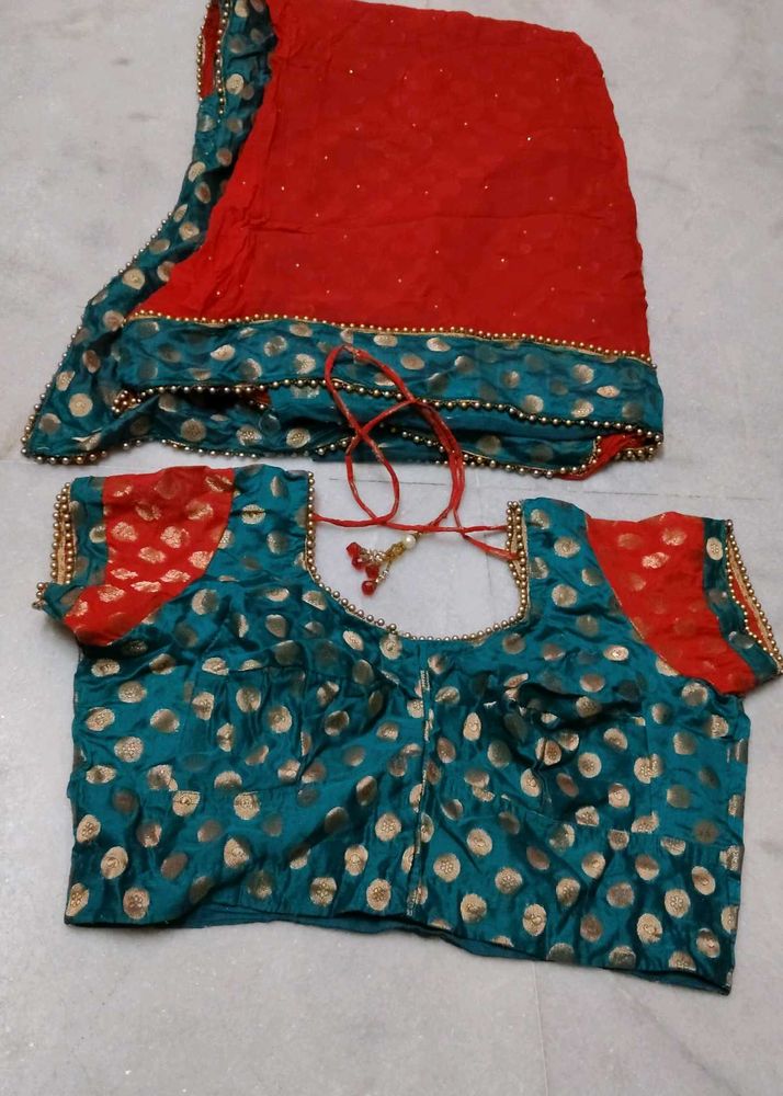 Red &amp; Teal Saree With Blouse