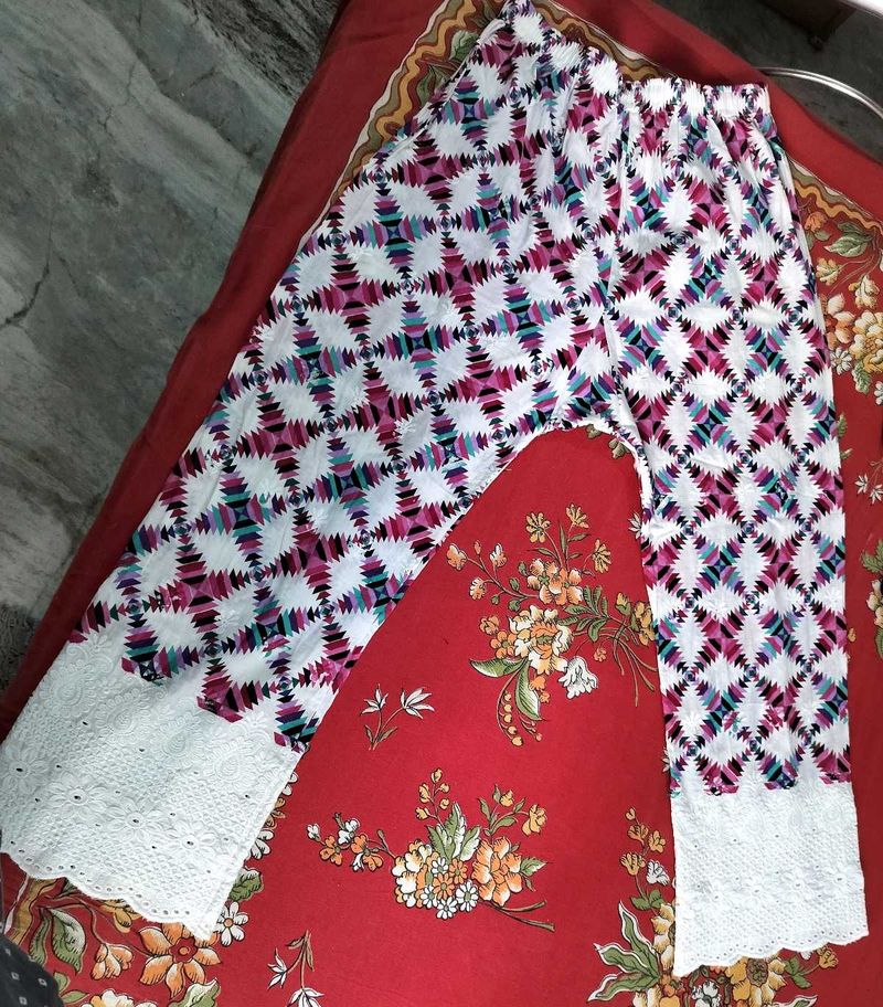 🤍beautiful thread work Patterned Palazzos