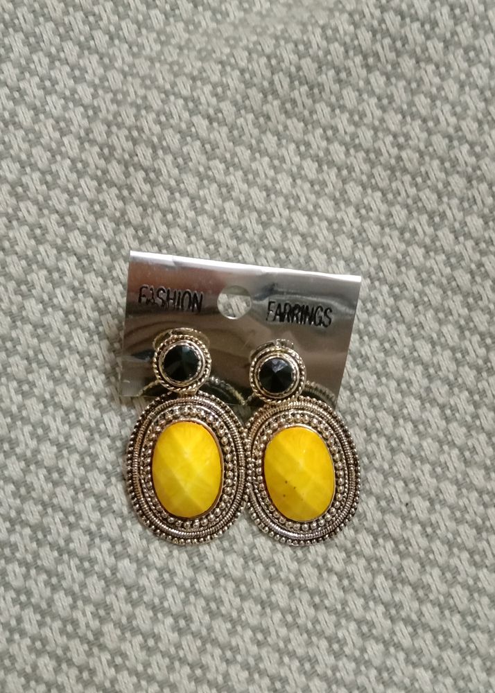 Brand New Beautiful Yellow Colour With White Metal