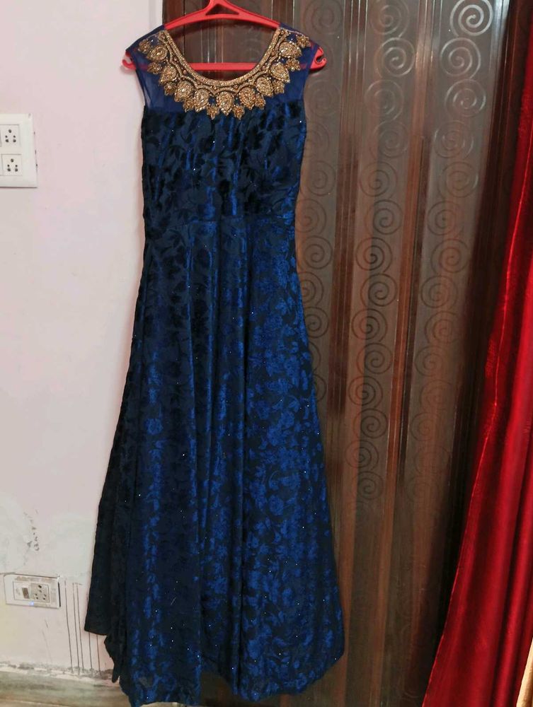 Stunning Navy Blue Embellished L size Gown