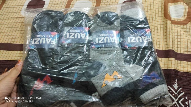 10 Pieces Man Sports Sockes...