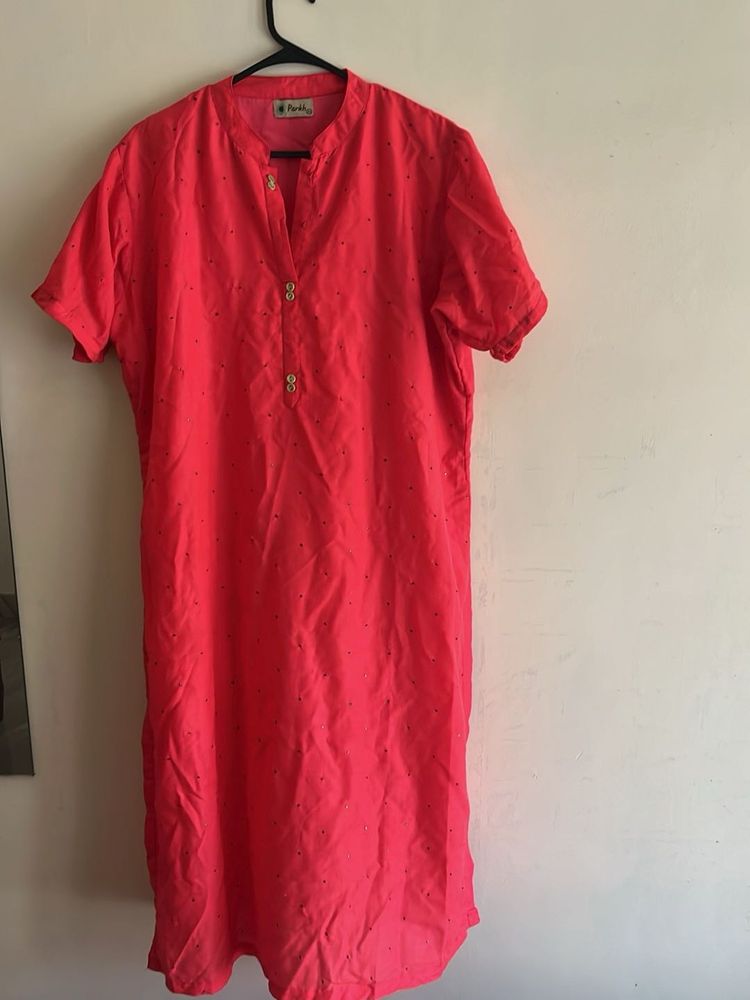 Vibrant Pink Kurta with Subtle Embellishments