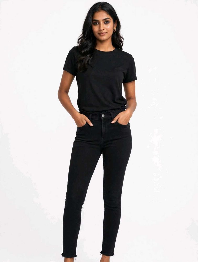 Classic Black Skinny Jeans