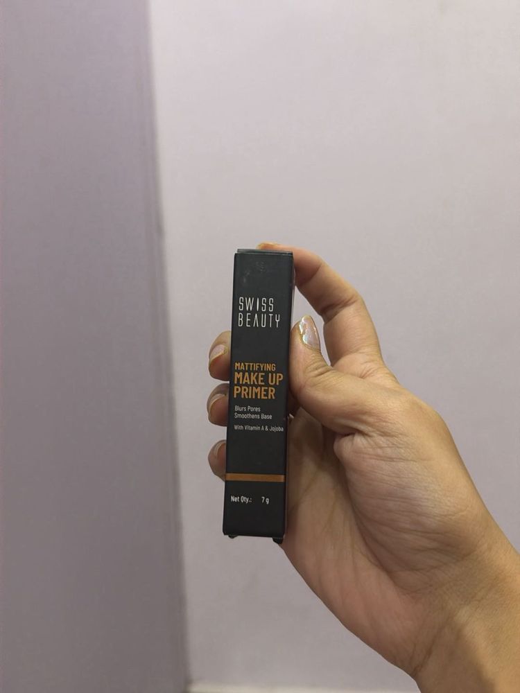 Swiss Beauty Mattifying Primer
