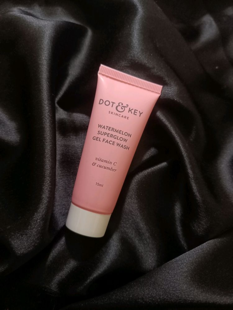 Dot &amp; Key Watermelon Superglow Gel Face Wash