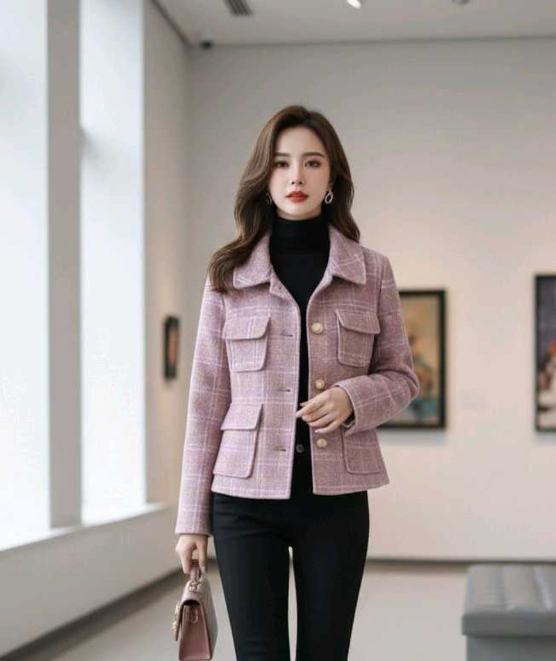 Vintage-Inspired Checkered Jacket