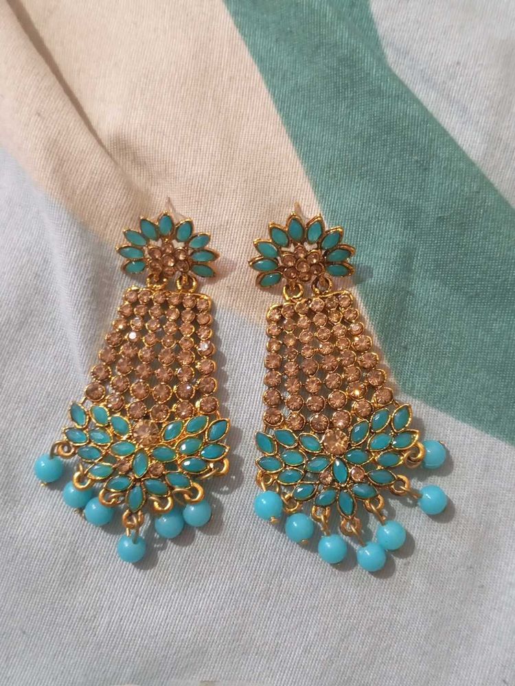 Stunning Teal &amp; Gold Drop Earrings